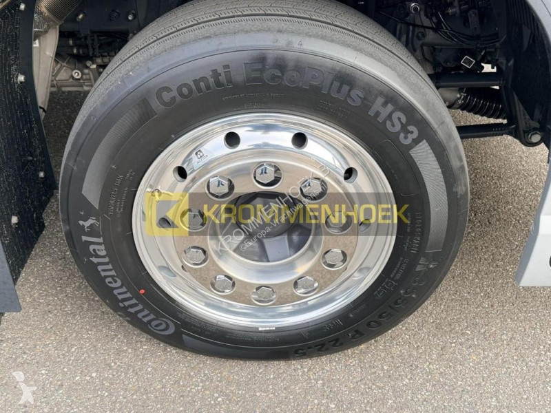 شاحنة Volvo FM 500 8x2 Machine transporter | New