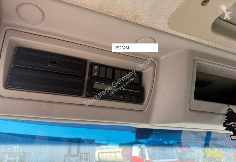 Camion Volvo 638 FLL-280 / Dieselpumpe fehlt