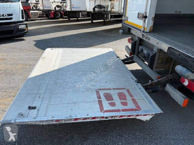 شاحنة Iveco