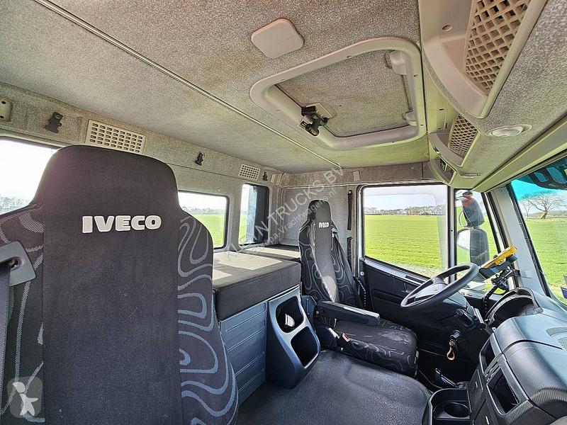 شاحنة Iveco AT410T45 TRAKKER 8X4 INTARDER