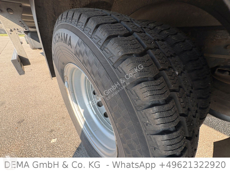 Грузовик Iveco...