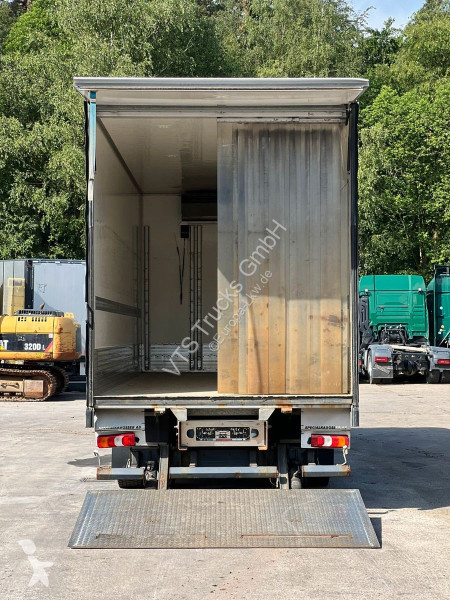 شاحنة Mercedes 1830 L Kühlkoffer Thermo King LBW