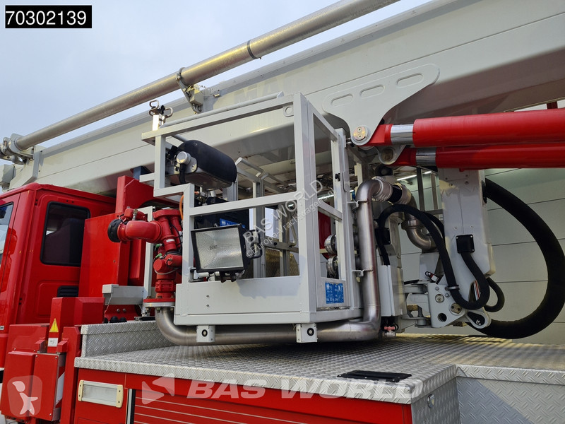 شاحنة Iveco 180E300 4X2 DEMO Magirus P33 Ladder...