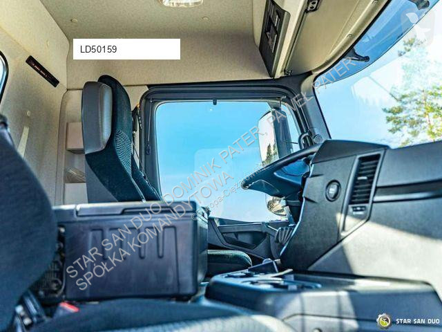 شاحنة Mercedes AROCS 3345 6x6 HMF 3220 Winch...