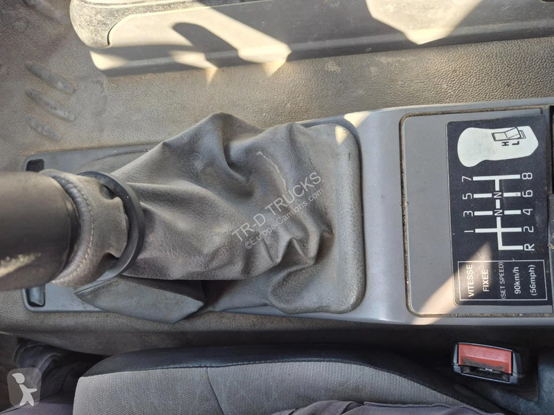 شاحنة Renault 420 - 11000L INSULATED INOX TANK...