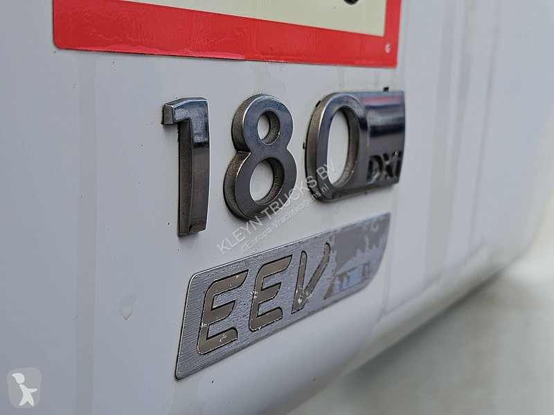 شاحنة Renault MIDLUM 180.12 EEV LIFT GARAGE DOOR