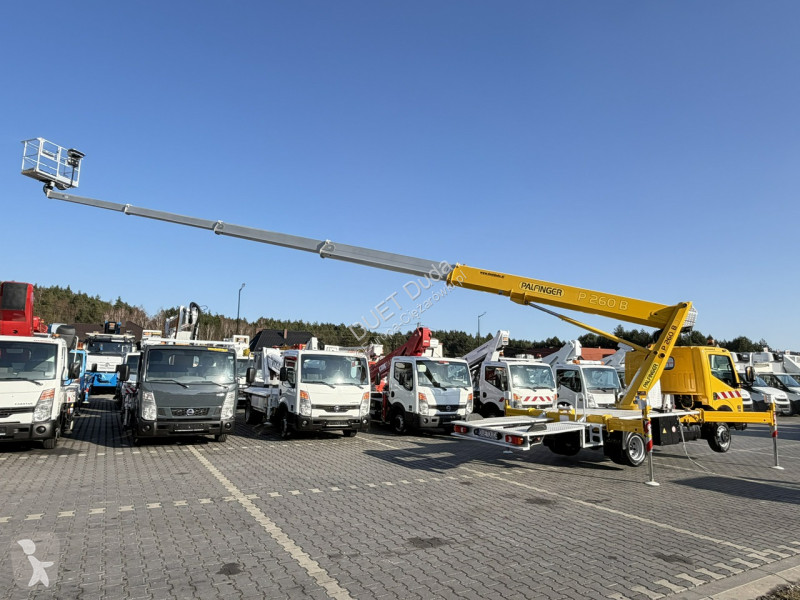 شاحنة Nissan Zwyżka Podnośnik Koszowy PALFINGER...