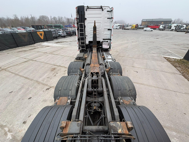 شاحنة Volvo 540 8x4/4 MEILLER PK 26 ton /...