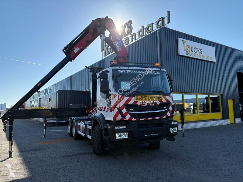 شاحنة Iveco 420 X-WAY + HMF 5020K-RCS 6x...