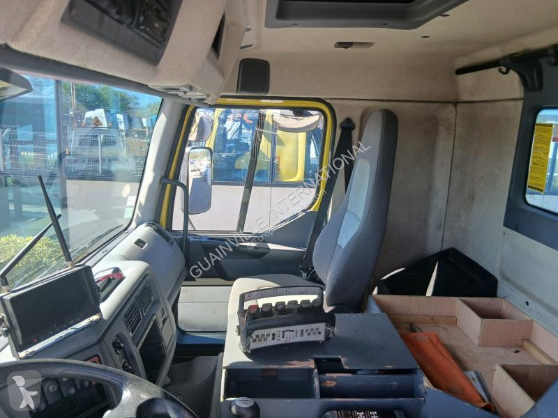 شاحنة Renault 370 DCI
