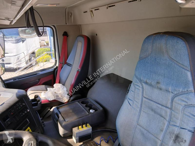 Camión Volvo 450