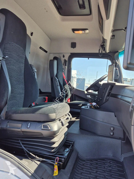Lastbil Mercedes e ACTROS 400 L