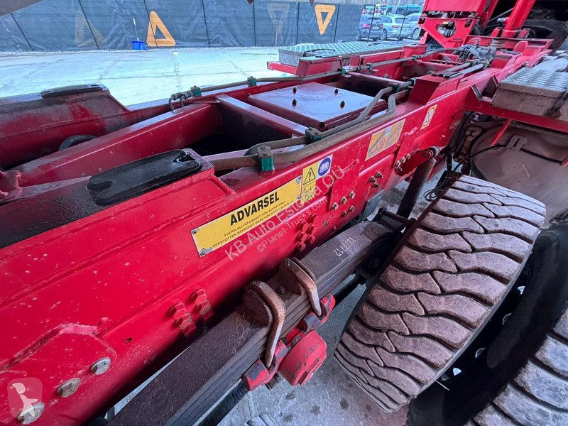 شاحنة Scania R 520 8x4 RETARDER / FU STEE / BOX...