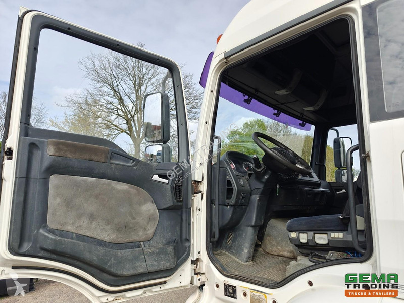 شاحنة MAN TGA 6x2 Sleeper Cab Euro3 - Enclosed...
