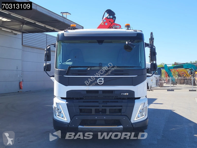 شاحنة Volvo 420  8X4 NEW RHD! Fassi F145Z.0.22...