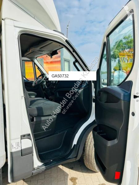 Furgoneta Iveco 35-160