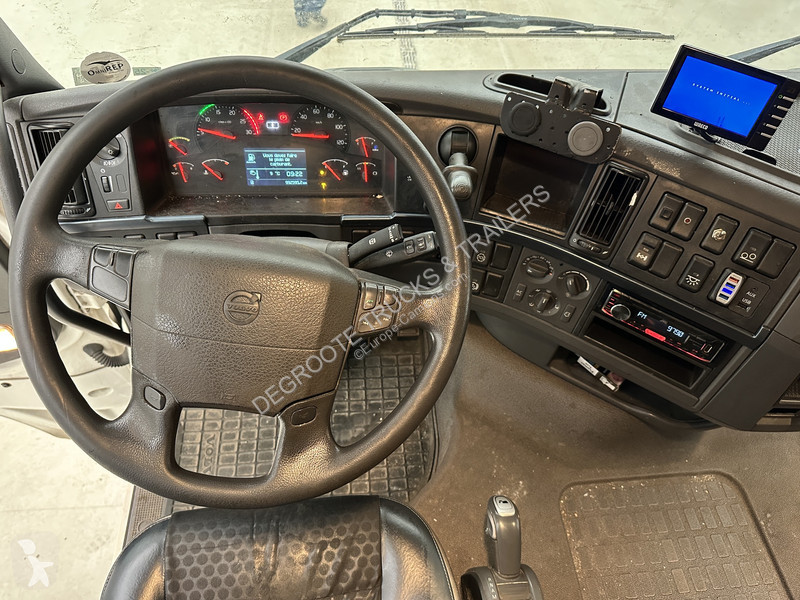 شاحنة Volvo 420 - 6x2