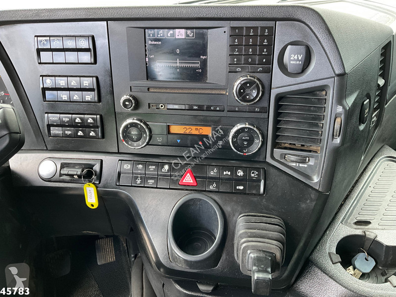 Camion Mercedes 3251 8x4 Euro 6 HMF 26 Tonmeter...