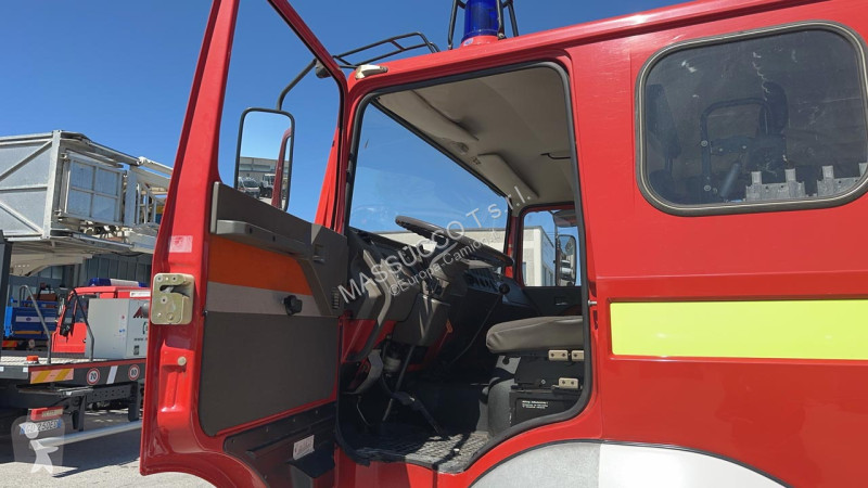 شاحنة Iveco TLF 16-25 4x2