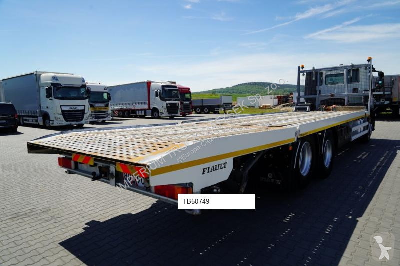 شاحنة Iveco 360