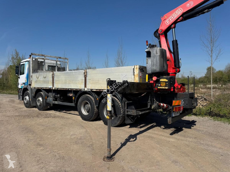 Camion Mercedes 3241