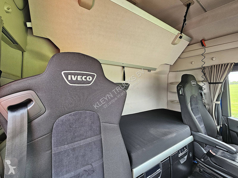 شاحنة Iveco AS260S48 6X2 STEER INTARDER