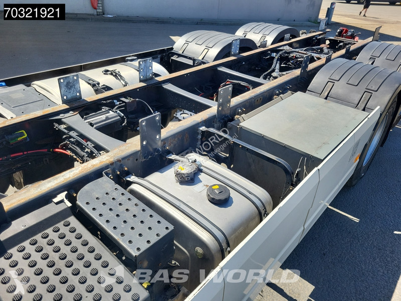 شاحنة Volvo 500  6X2 Chassis Full Air...