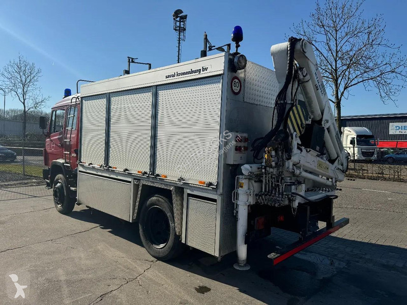 شاحنة Mercedes 4X2 FIRE TRUCK HIAB 050A ONLY...