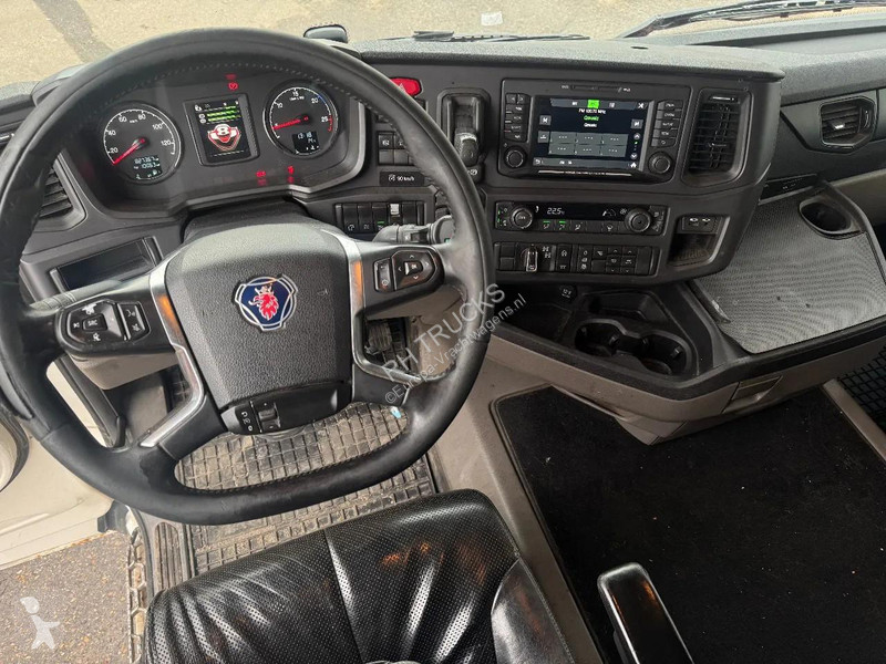 شاحنة Scania R650 V8 NGS XT 8X4 EURO 6 FU STEE