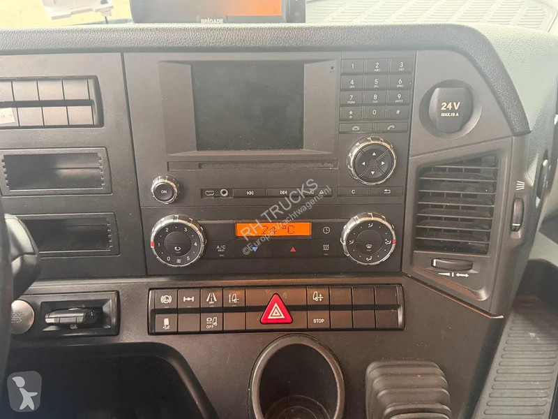 شاحنة Mercedes 1827 4X2 EURO 6 GESLOTEN BOX MET...