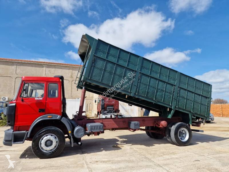 شاحنة Iveco