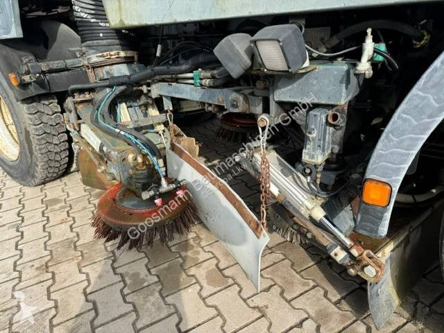 Veicolo per la pulizia delle strade MAN M Serie...