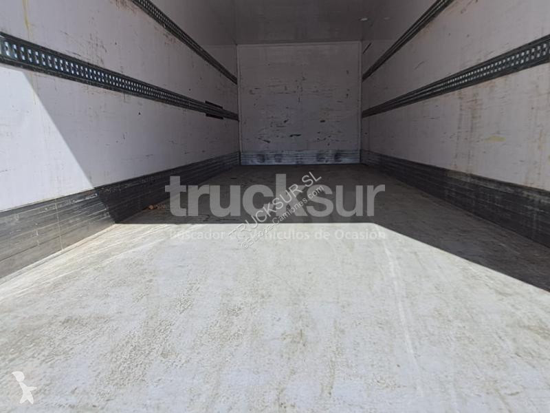 شاحنة Renault ejes 6x2*4 T380.26 IR