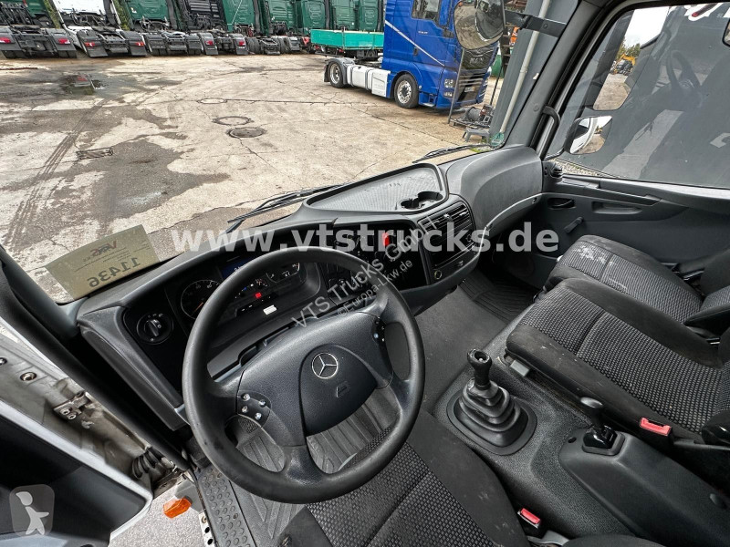 شاحنة Mercedes 816 Kofferaufbau 4x2