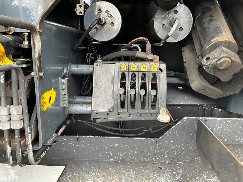 شاحنة DAF FAC 85  410 Palfinger 42 Tonmeter...