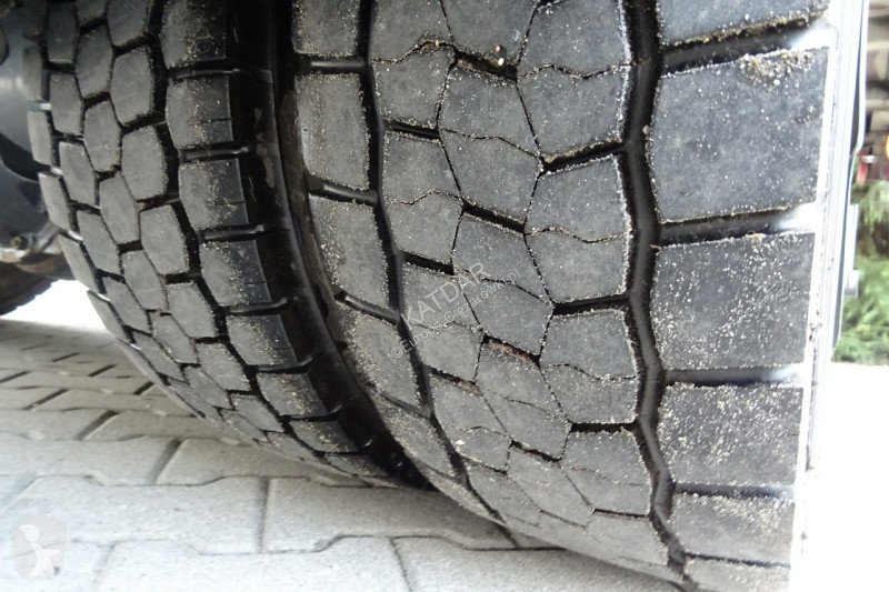 شاحنة DAF LF 220 Euro 6 kontener 18p winda...