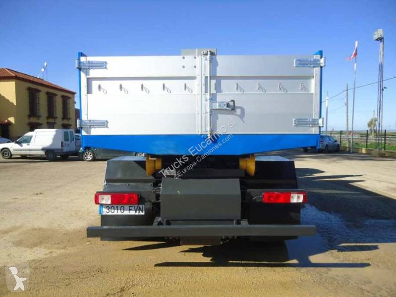 شاحنة Volvo
