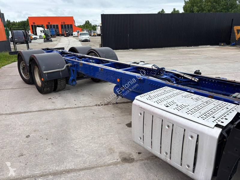 شاحنة Mercedes 2532 6x2*4 CHASSIS L=8792 mm