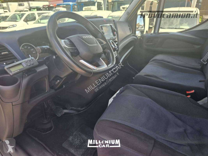 Camion Iveco 35-18 (2020) CELLA FRIGO 4,30 ATP