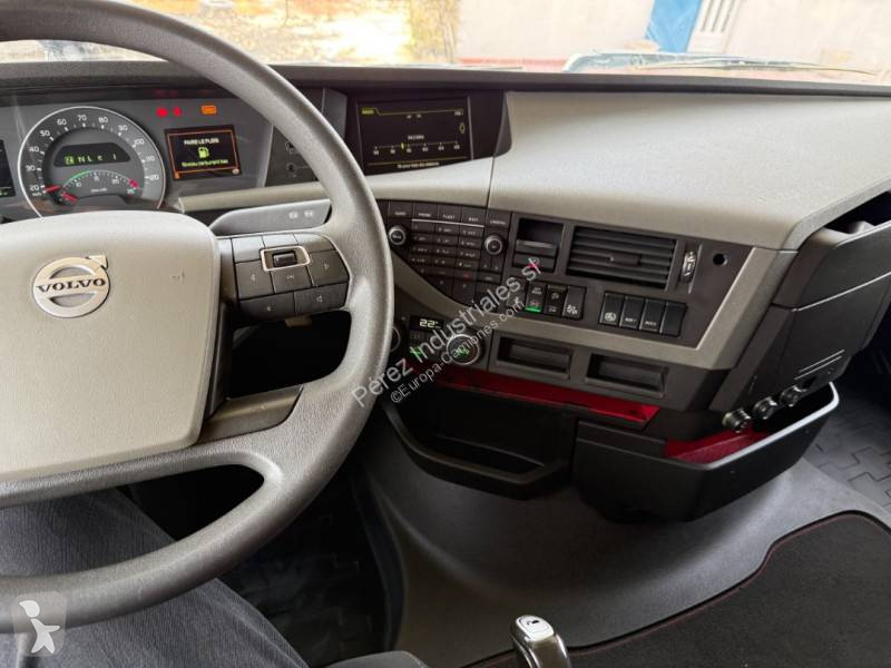 شاحنة Volvo