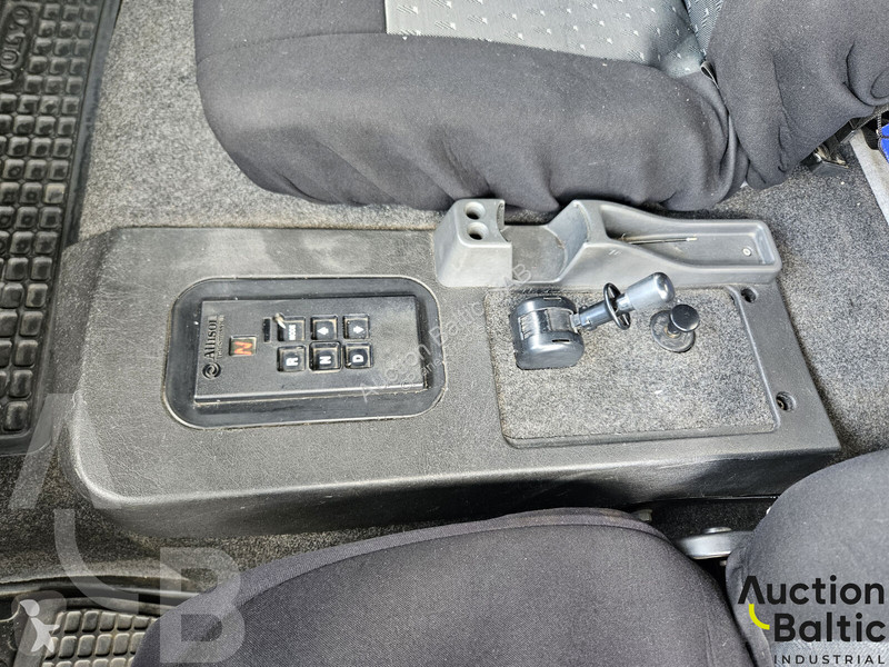 شاحنة Volvo 15