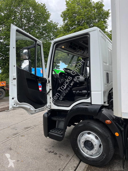 شاحنة Iveco EuroCargo E-250...