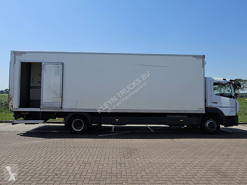 شاحنة Mercedes ATEGO
