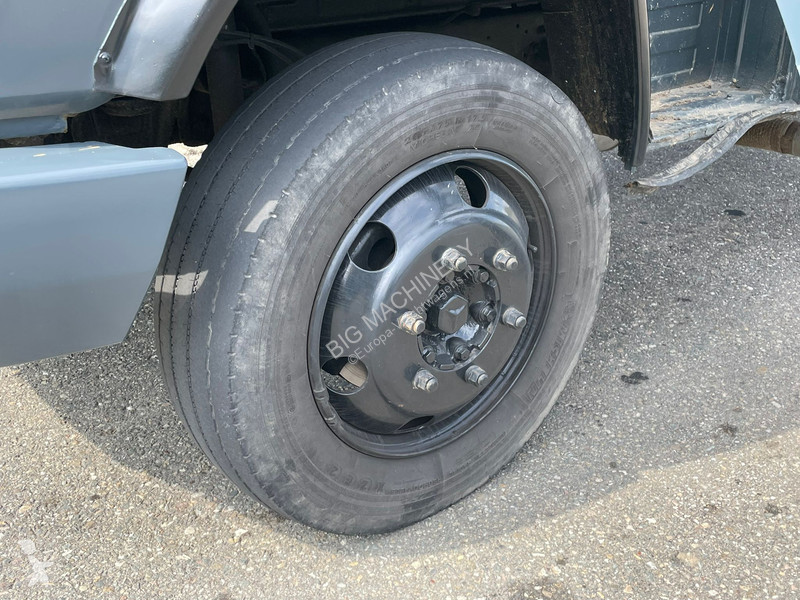 Nyttofordon Mercedes 4x2