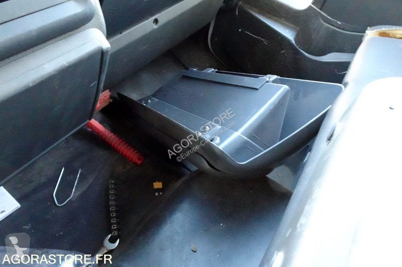 Lastbil Iveco 140E21