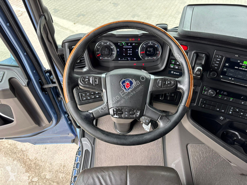 Camion Scania R660 6X4 FOR SAE AS CHASSIS /...