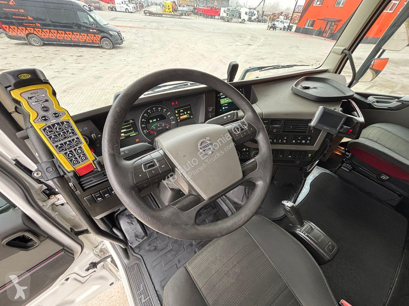 شاحنة Volvo 540 8x4/4 FOR SALE AS CHASSIS /...