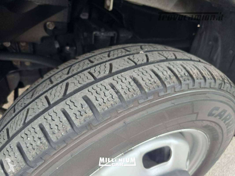 شاحنة Iveco 35-18 HI MATIC 2021 CELLA 4,40 ATP