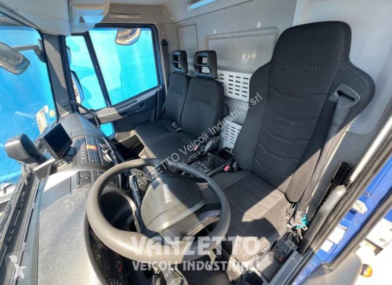شاحنة Iveco