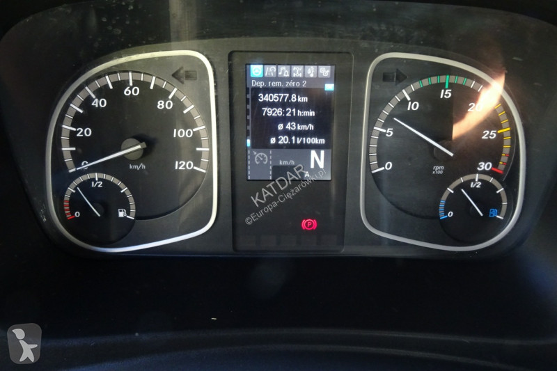 Камион Mercedes 1218 Euro 6 kontener 20pal...